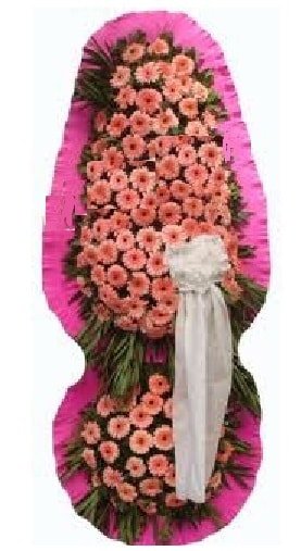 D���n nikah a��l�� fuar �i�e�i �ift katl� s�per sepet