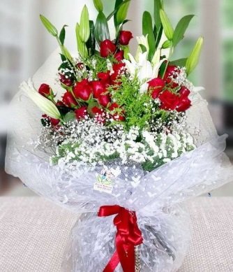 Kız isteme buketi lilyum gül Ankara çiçek gönderme